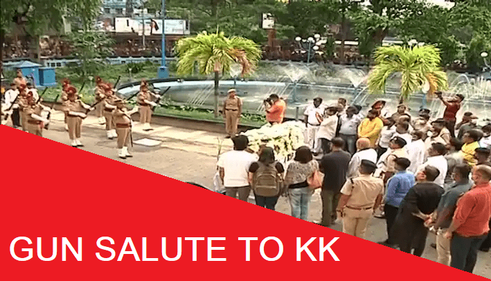 Gun salute at Rabindrasadna after autopsy, last farewell to the artist from Kolkata West Bengal